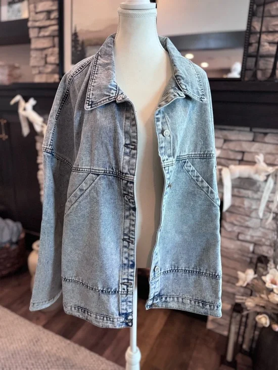 BRAND NEW FME XL Light Blue Denim Jacket - Picture 2 of 8